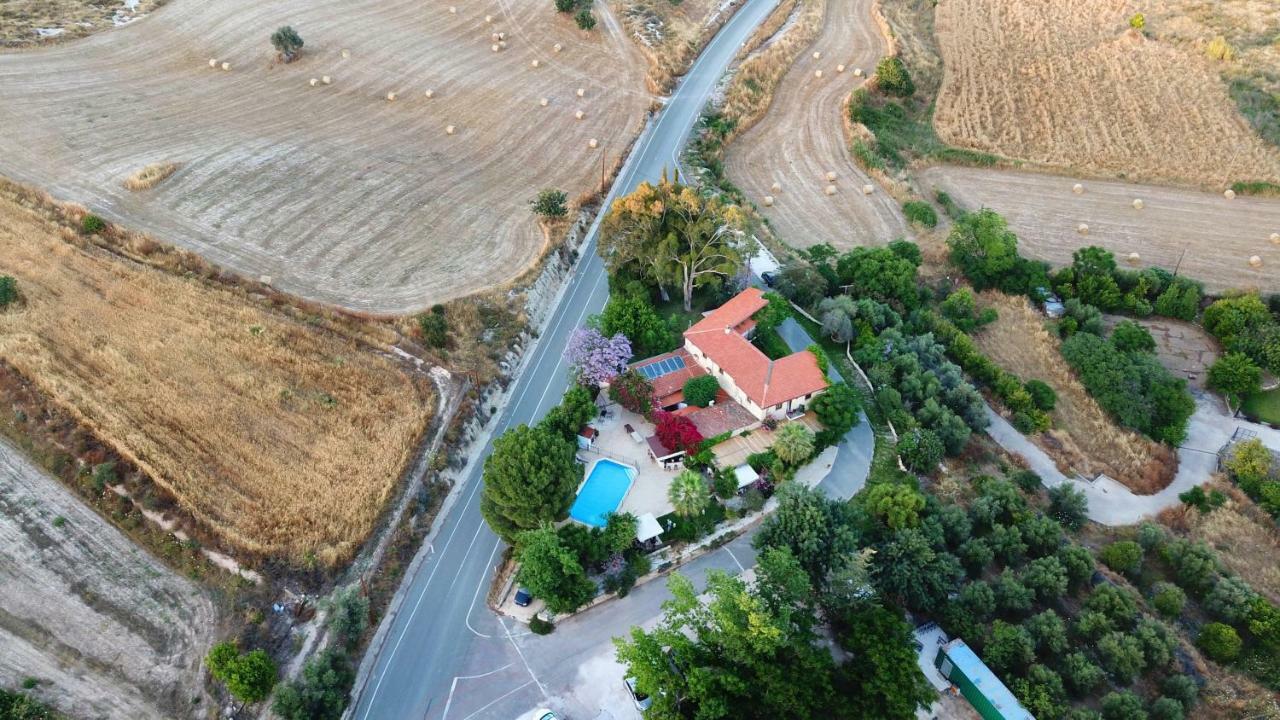 Vasilias Nikoklis Inn Нікоклія Екстер'єр фото